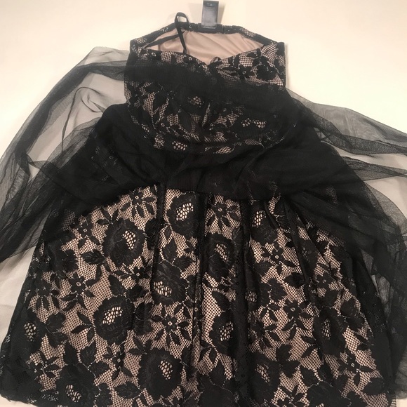 rue21  Prom Junior Dress Strapless, Black Lace - Picture 5 of 5